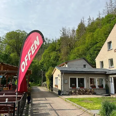 Sternschnuppe, Treseburg Harz, Unmittelbar Am Wasser Thale