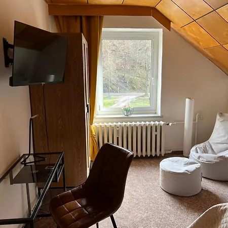 Πανσιόν Sternschnuppe, Treseburg Harz, Unmittelbar Am Wasser *